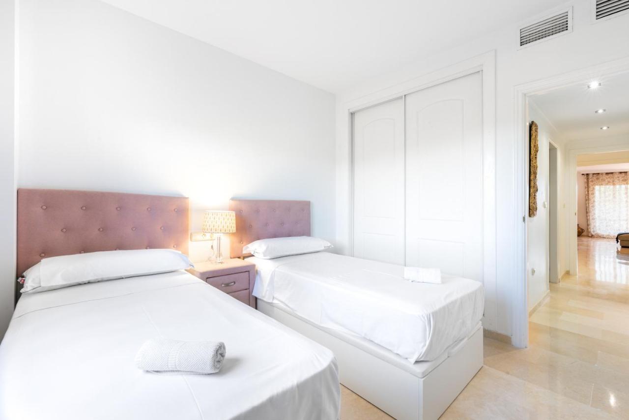 Los Lagos Golf Ii Charming 3 Bedroom In Apartemen Marbella