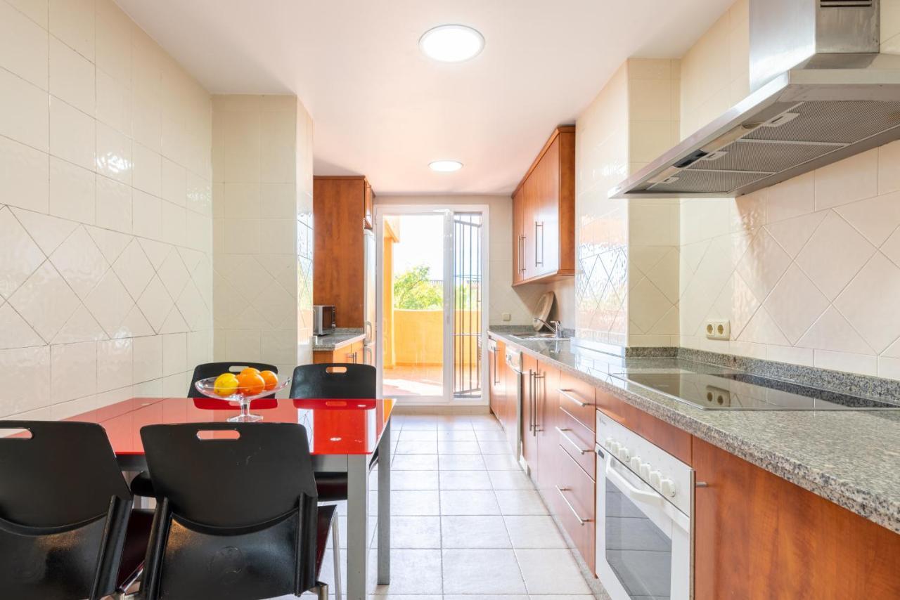 Los Lagos Golf Ii Charming 3 Bedroom In Apartemen Marbella